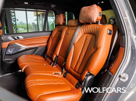 BMW X7 50i xDrive Individual | V ZÁRUKE!