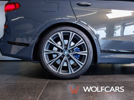 BMW X7 50i xDrive Individual | V ZÁRUKE!