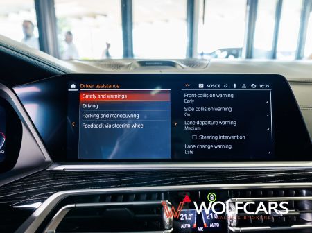 BMW X7 M50i xDrive 4.4 V8