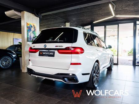 BMW X7 M50i xDrive 4.4 V8