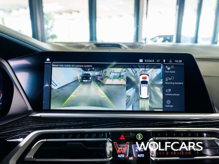 BMW X7 M50i xDrive 4.4 V8