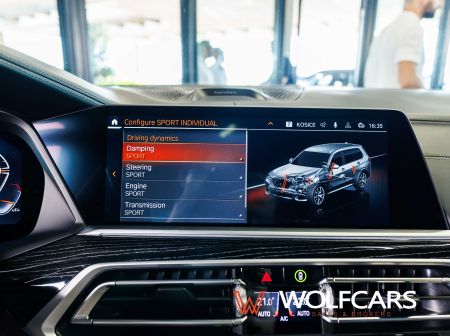 BMW X7 M50i xDrive 4.4 V8