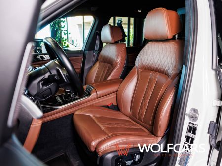 BMW X7 M50i xDrive 4.4 V8