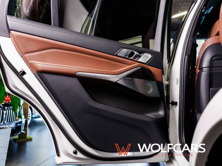 BMW X7 M50i xDrive 4.4 V8