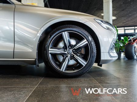 Volvo V60 D4 AWD Inscription 140 kW A/T