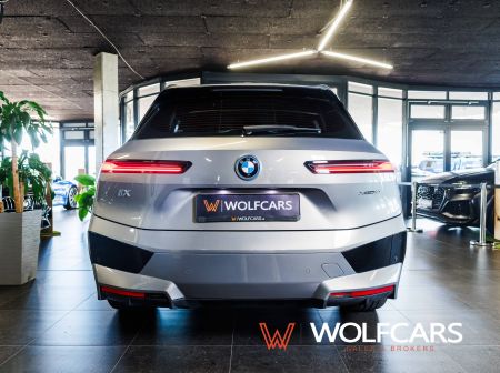 BMW iX 40 xDrive