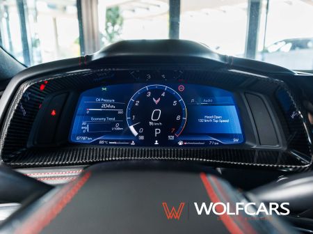 Chevrolet Corvette C8 STINGRAY 6.2 V8 Z51 3LT PERFORMANCE | AKRAPOVIC