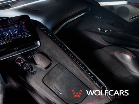 Chevrolet Corvette C8 STINGRAY 6.2 V8 Z51 3LT PERFORMANCE | AKRAPOVIC