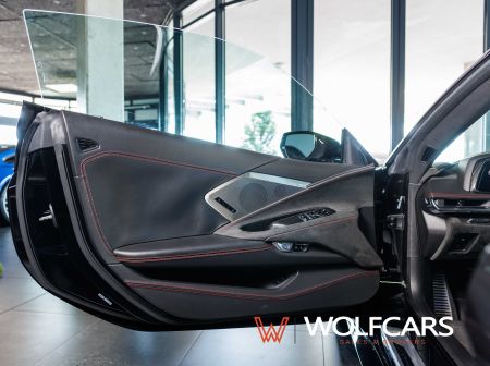 Chevrolet Corvette C8 STINGRAY 6.2 V8 Z51 3LT PERFORMANCE | AKRAPOVIC