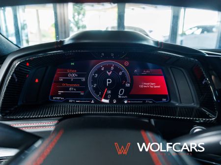 Chevrolet Corvette C8 STINGRAY 6.2 V8 Z51 3LT PERFORMANCE | AKRAPOVIC