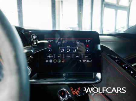Chevrolet Corvette C8 STINGRAY 6.2 V8 Z51 3LT PERFORMANCE | AKRAPOVIC