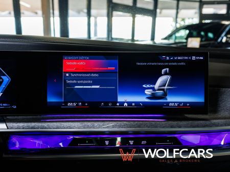 BMW M760e xDrive