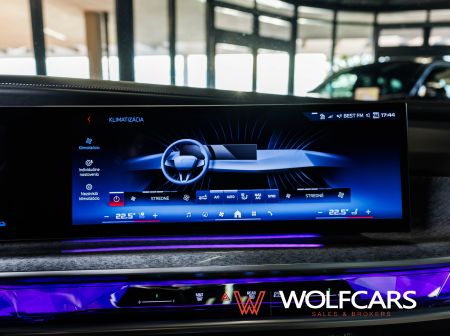 BMW M760e xDrive