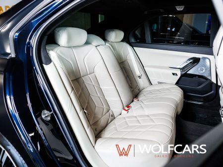 BMW M760e xDrive