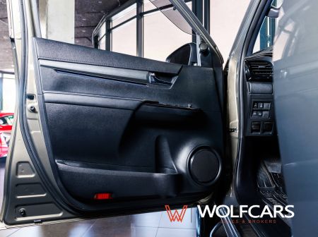 Toyota Hilux 2.8 D-4D Invincible