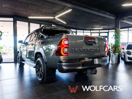 Toyota Hilux 2.8 D-4D Invincible