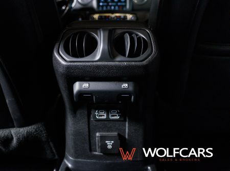 Jeep Wrangler Unlimited Sahara 2.2 Rubicon
